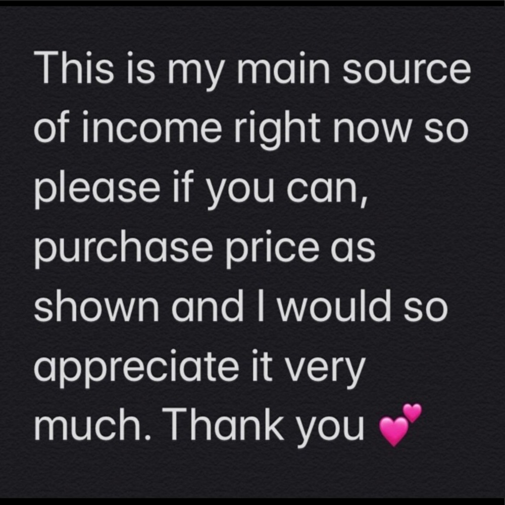Keep in mind when making an offer on items in my Poshmark closet. Thank you ❤️